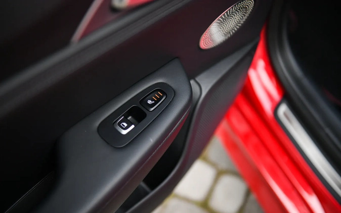 Kia Stinger cena 169900 przebieg: 60000, rok produkcji 2018 z Rzeszów małe 781